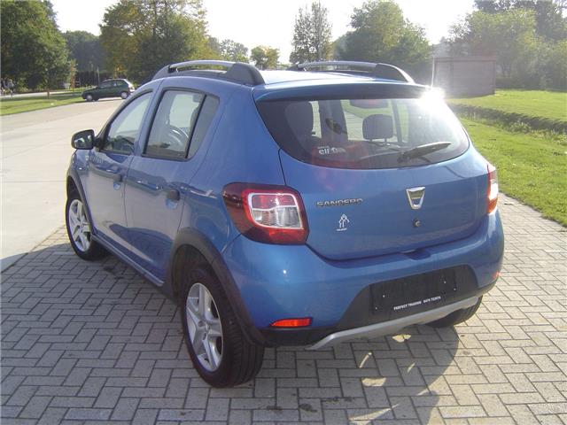 DACIA SANDERO STEPWAY (01/03/2015) - 